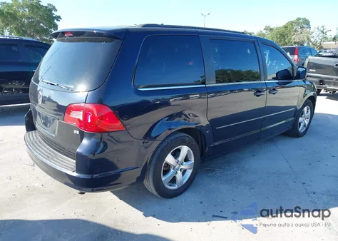 2011 Volkswagen Routan Se z USA, uszkodzony, nr VIN 2V4RW3DG5BR668194